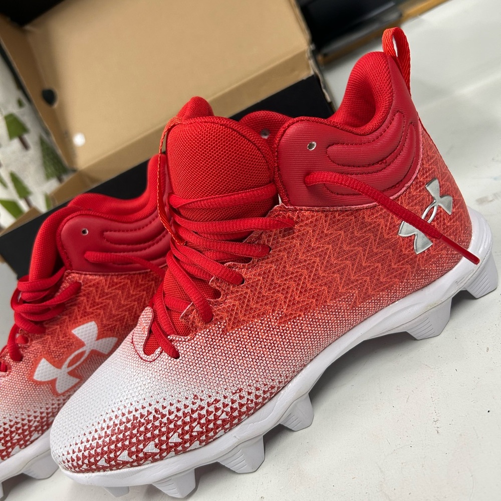 Under Armour Kids cleats